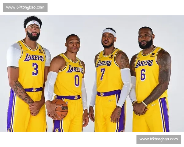 湖人对决热火总决赛第二场直播焦点解析与胜负前瞻阵容战术走势