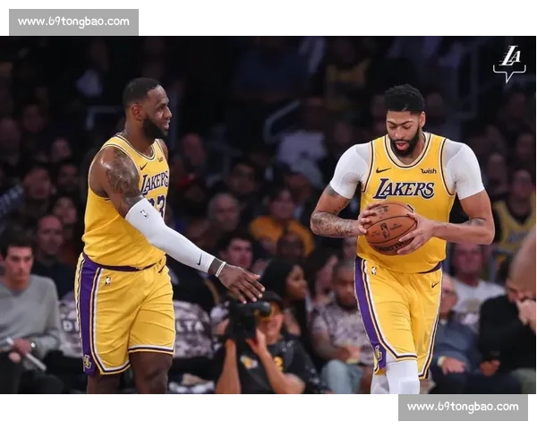 湖人迎战劲敌冲击季后赛名额詹姆斯与戴维斯能否带领球队逆袭